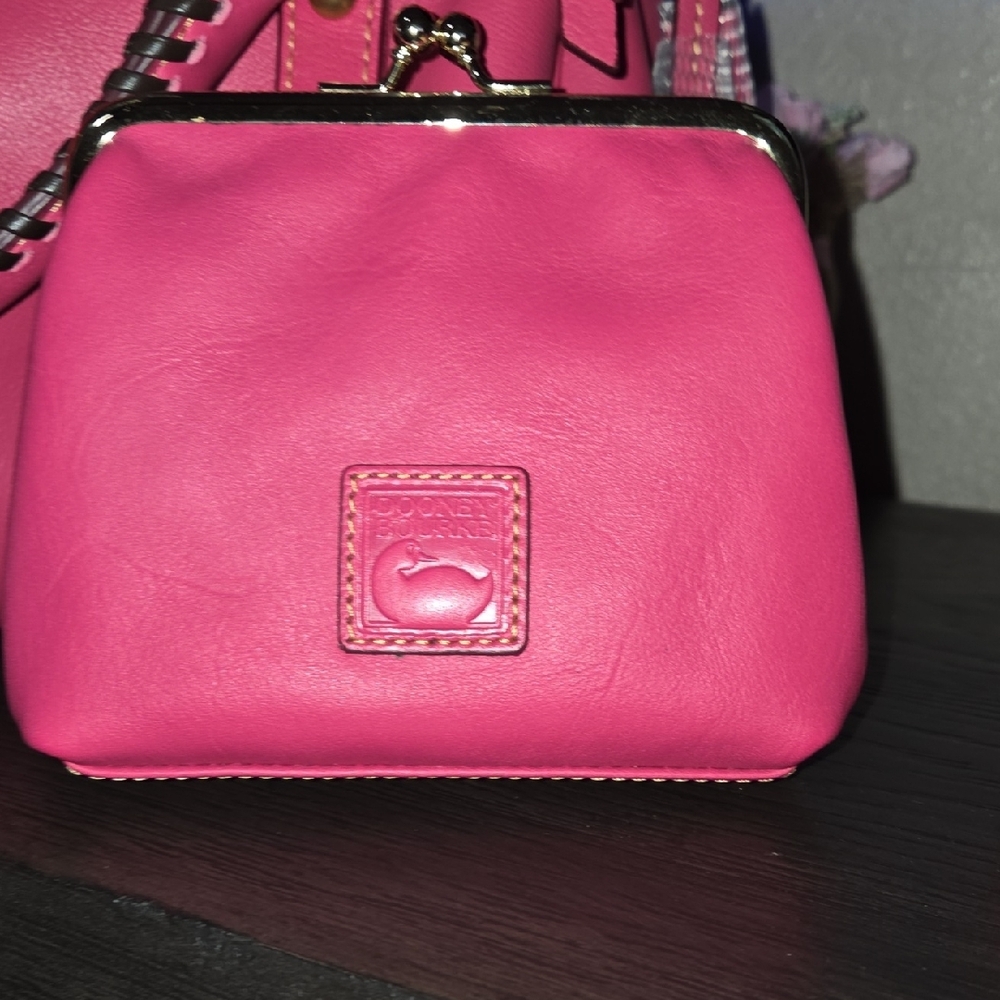 Dooney & Bourke Fushia Florentine Satchel with Kisslock Coin purse Gold Hardware - Picture 8 of 8